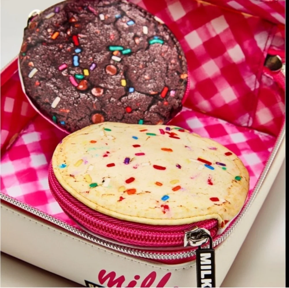 Bath & Body Works Milk Bar Lunch Box Shaped Cosmetic Case & 2 Cookie Coin Purses